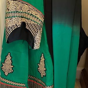 Indian outfit: Salvar Kammeez, three piece